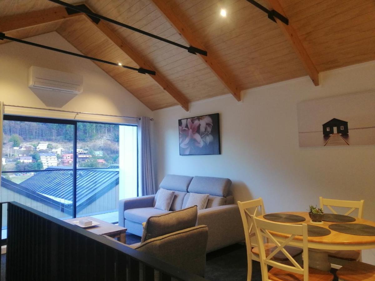 Queenstown Central - Walk To Town - Free Parking - Wifi And Smart Tv - Gym Exterior photo